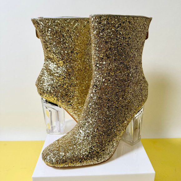 NIB Cape Robbin Nina-6, Gold High Heeled Bootie - Picture 2 of 6